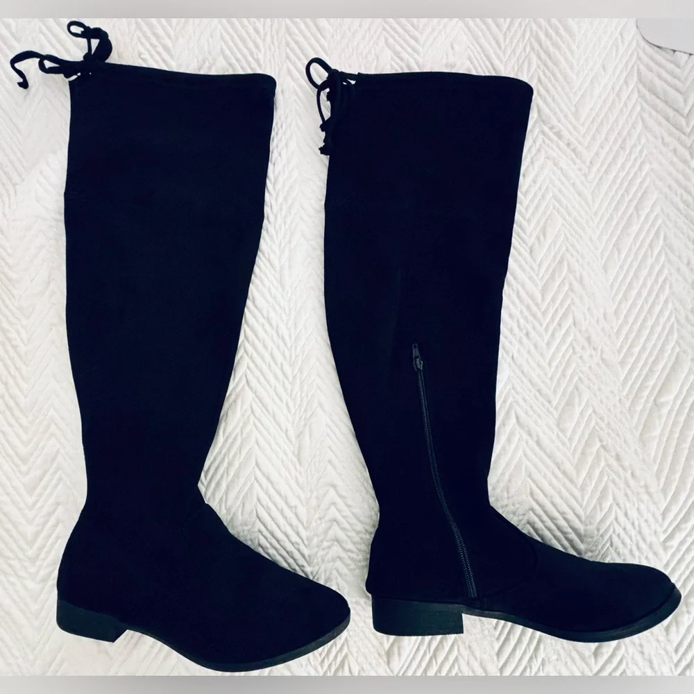 Time and Tru Steve Madden Boots women’s sz 8.5W Black Knee High, Wide Width EUC